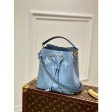 LOUIS VUITTON-M45718 루이비통 블루 모노그램 앙프렝뜨 온더고 MM