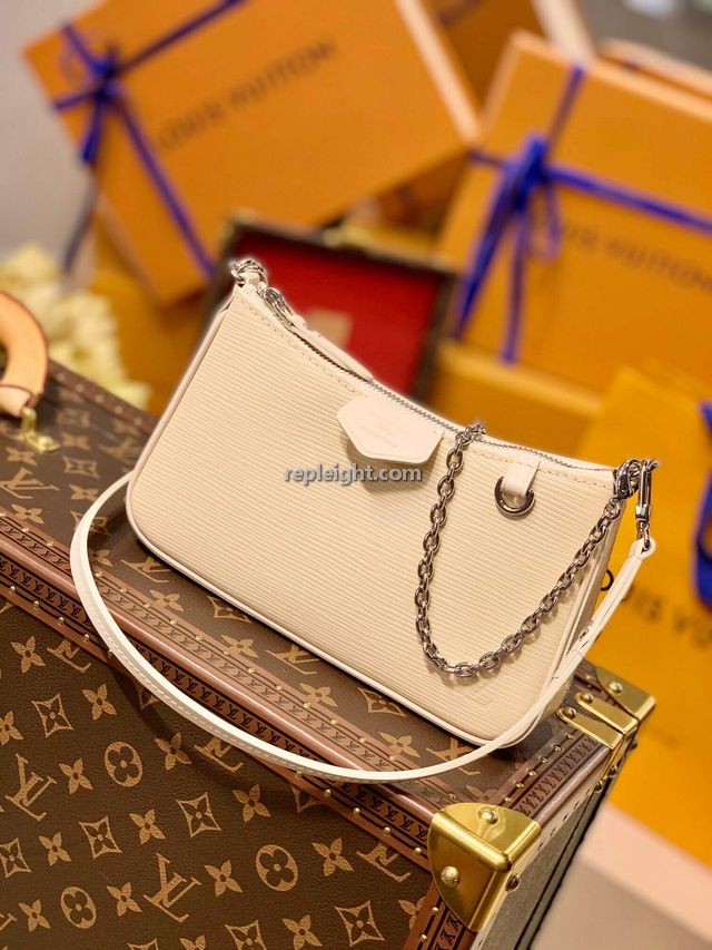 LOUIS VUITTON-M80471 루이비통 블랙 에삐 레더 이지 파우치 온 스트랩