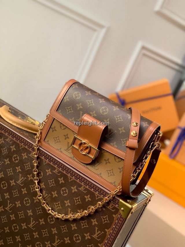 LOUIS VUITTON-M44391 루이비통 모노그램 송아지 가죽 도핀느