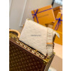 LOUIS VUITTON-M57793 루이비통 크렘 모노그램 송아지 가죽 쿠상 PM