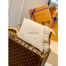 LOUIS VUITTON-M57793 루이비통 크렘 모노그램 송아지 가죽 쿠상 PM