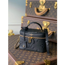 LOUIS VUITTON-M45598 루이비통 느와르 모노그램 앙프렝뜨 베니티 PM