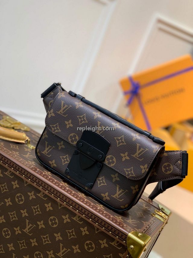 LOUIS VUITTON-M45807 루이비통 블랙 모노그램 마카사르 S 락 슬링 백