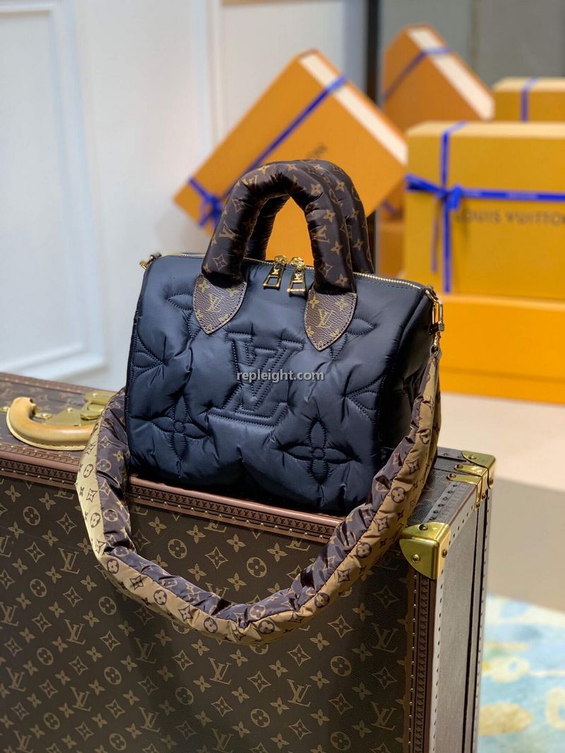 LOUIS VUITTON-M59008 루이비통 블랙 모노그램 에코닐 스피디 반둘리에 25