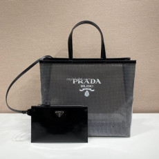 PRADA-1BG416 프라다 블랙 시퀸 메쉬 토트 백