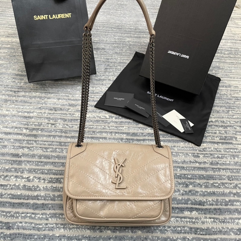 SAINT LAURENT-5330370 생 로랑 골드 샌드 크링클드 가죽 베이비 니키 체인백