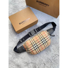 BURBERRY-80104301 버버리 미디엄 빈티지 체크 본딩 코튼 범백