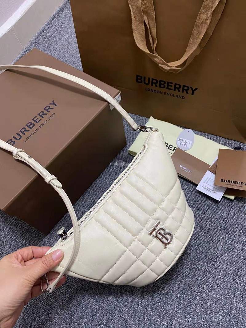 BURBERRY-80443131 버버리 화이트 스몰 퀼팅 램스킨 크레센트 롤라 백