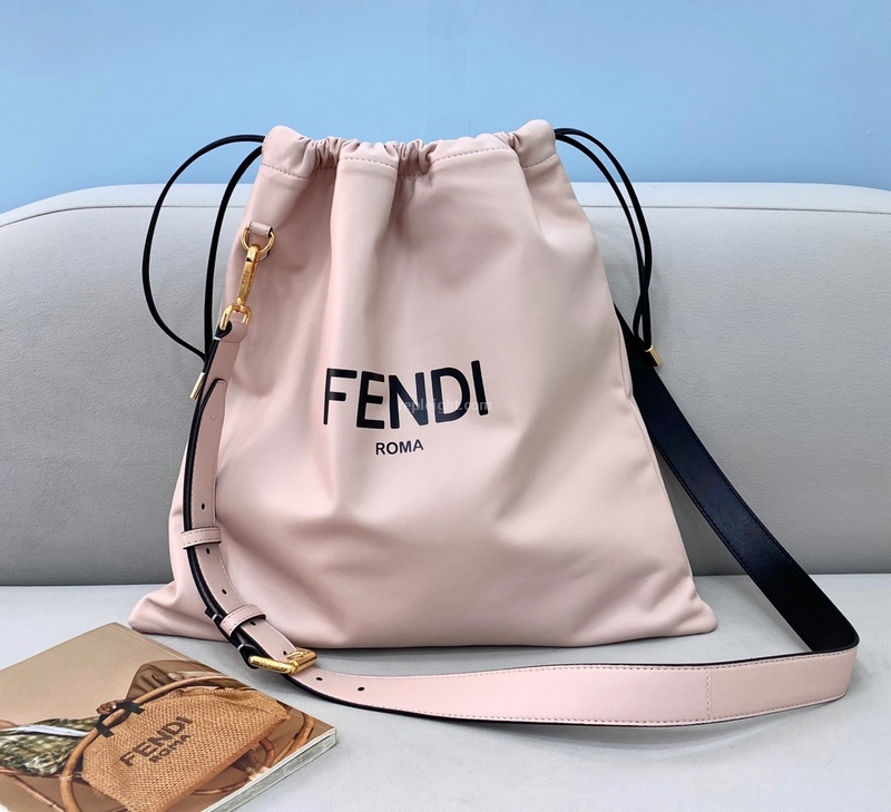 FENDI-8BT338 펜디 핑크 팩 미디엄 파우치 백