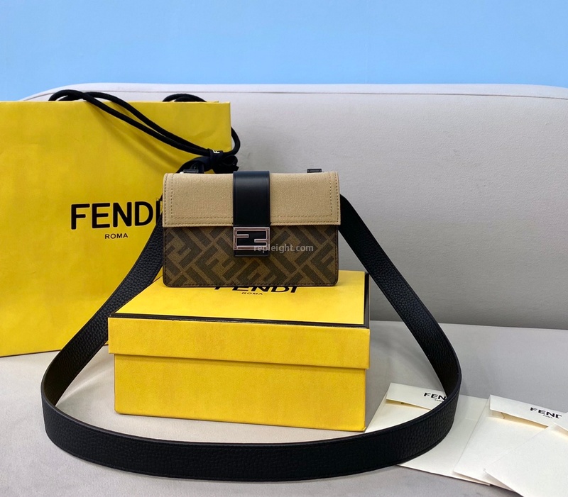 FENDI-7M0295 펜디 블랙 캔버스 바게트 파우치