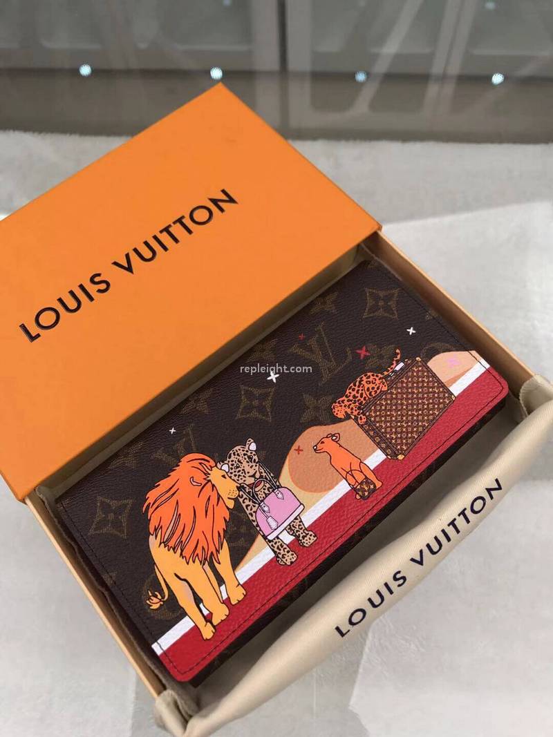 LOUIS VUITTON-M63424 루이비통 모노그램 트렁크 프린트 사라 월릿