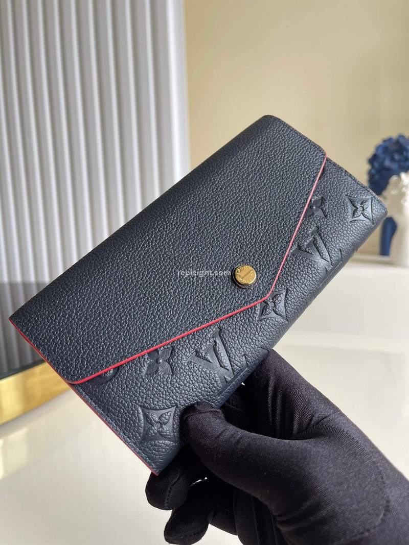 LOUIS VUITTON-M62125 루이비통 모노그램 앙프렝뜨 사라 월릿 네이비