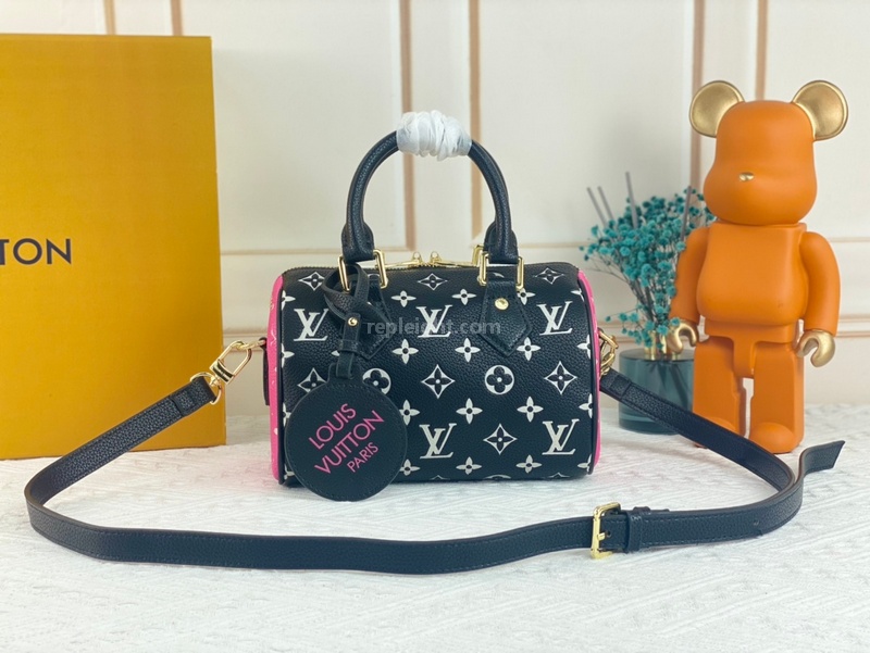 LOUIS VUITTON-M46088 루이비통 블랙 모노그램 앙프렝뜨 스피디 반둘리에 20