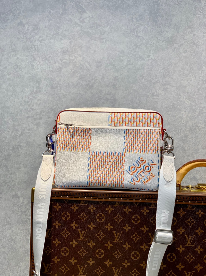 LOUIS VUITTON-M20665 루이비통 다미에 스프레이 트리오 메신저