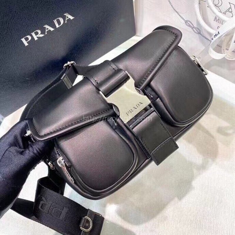 PRADA- 1BD295 프라다 브러시드 양가죽 숄더 백