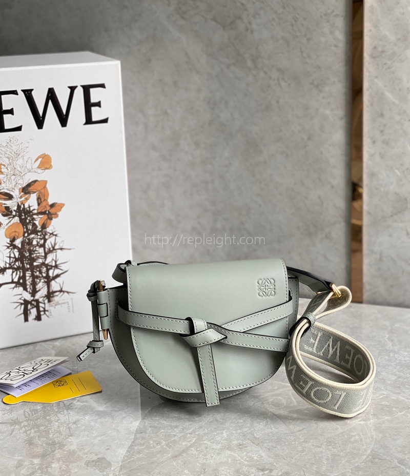 로에베 - LOEWE - 미니 게이트 송아지 가죽 듀얼 백 A650N46X13