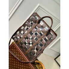 LOUIS VUITTON-루이비통 M20866 삭 플라