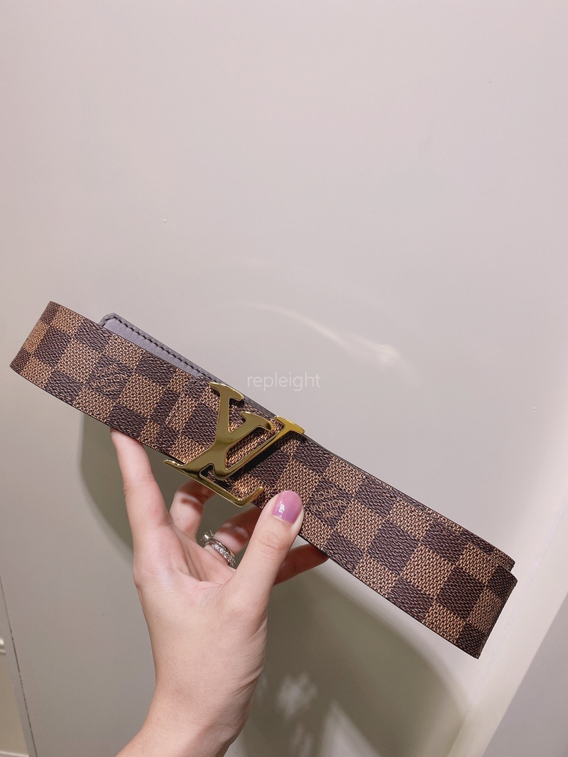 LOUIS VUITTON-루이비통 LV 이니셜 40MM 리버서블 벨트