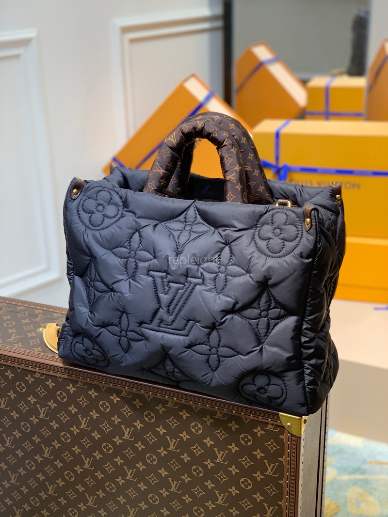 LOUIS VUITTON-M21053 루이비통 온더고 GM