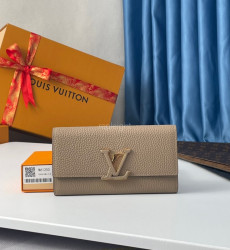 LOUIS VUITTON-M61249 카퓌신 월릿