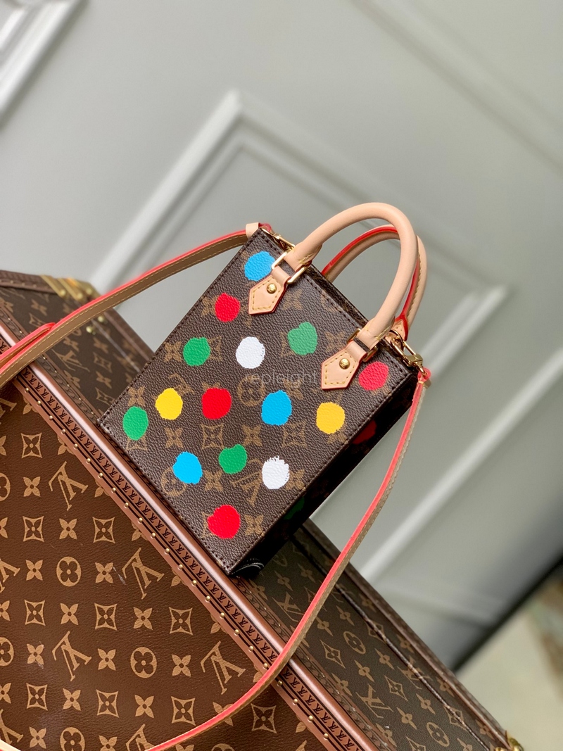 LOUIS VUITTON-M81867 LV X YK 쁘띠 삭 플라