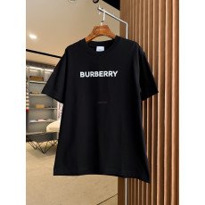 BURBERRY - 버버리 80552511 로고 프린트 코튼 티셔츠