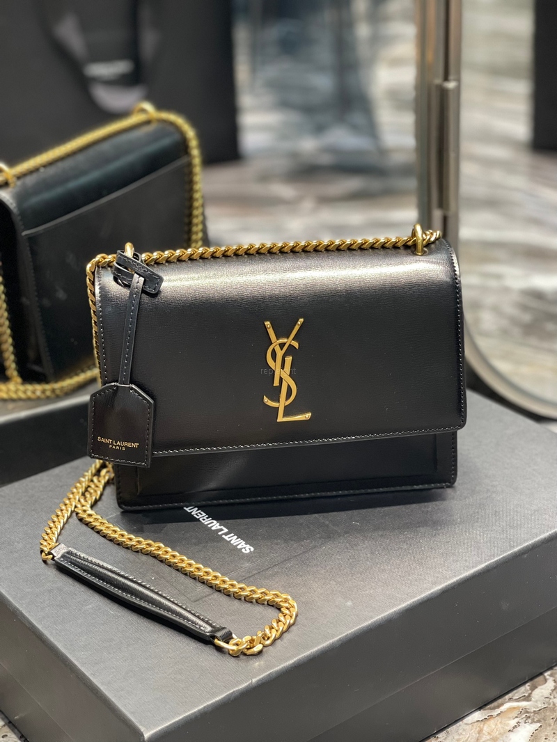 YSL-422906 스무스 가죽 미디엄백