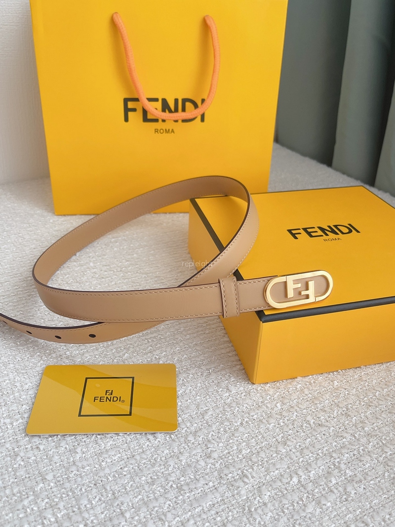 FENDI- 펜디 O’Lock Belt 2.0 (여성) 3