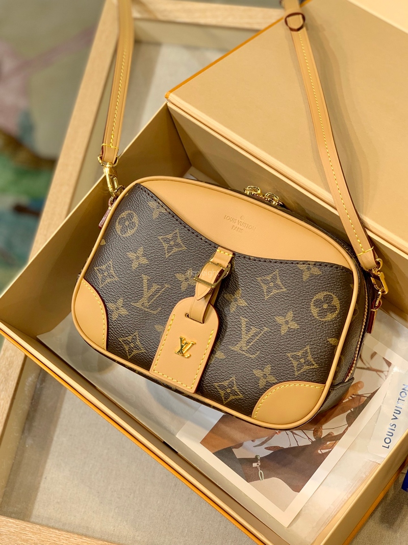 LOUIS VUITTON-m45528 LOUIS VUITTON-M45528 루이비통 모노그램 미니 러기지 백