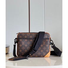 LOUIS VUITTON-m46694  트리오 메신저