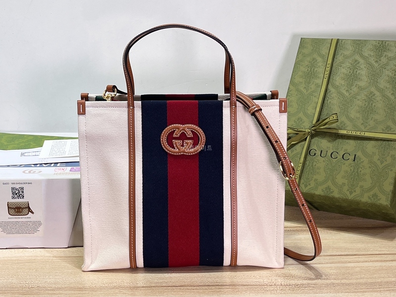 GUCCI-727728 FABCL 9553 스몰 인터로킹 G 토트백