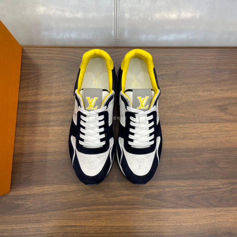 LOUIS VUITTON-1ABMF7 Run Away Sneaker (남성)