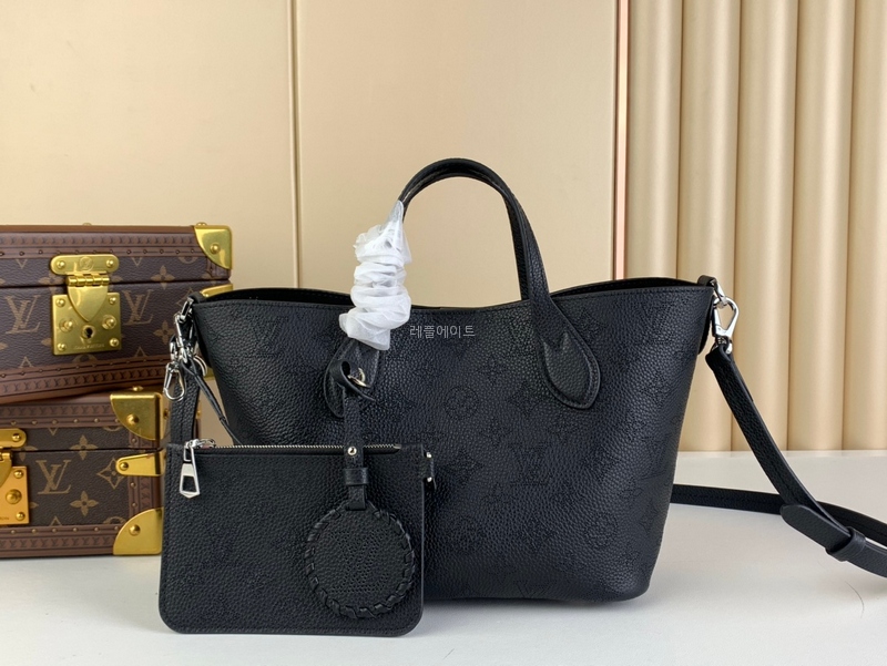 LOUIS VUITTON - 루이비통 M21848 블라썸 PM