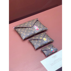 LOUIS VUITTON - 루이비통 M82655  키리가미 포쉐트