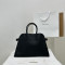 더 로우-THE ROW-W1255L133BLPL Soft Margaux 15 가죽 백