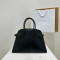 더 로우-THE ROW-W1255L72BLSG Soft Margaux 15 가죽 백