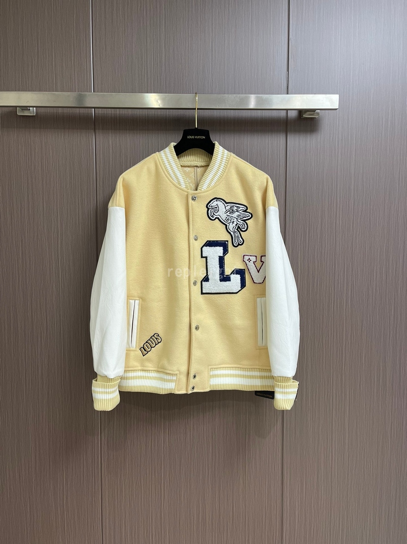 LOUIS VUITTON - 루이비통 1AFZTT Signature Patch Varsity Jacket